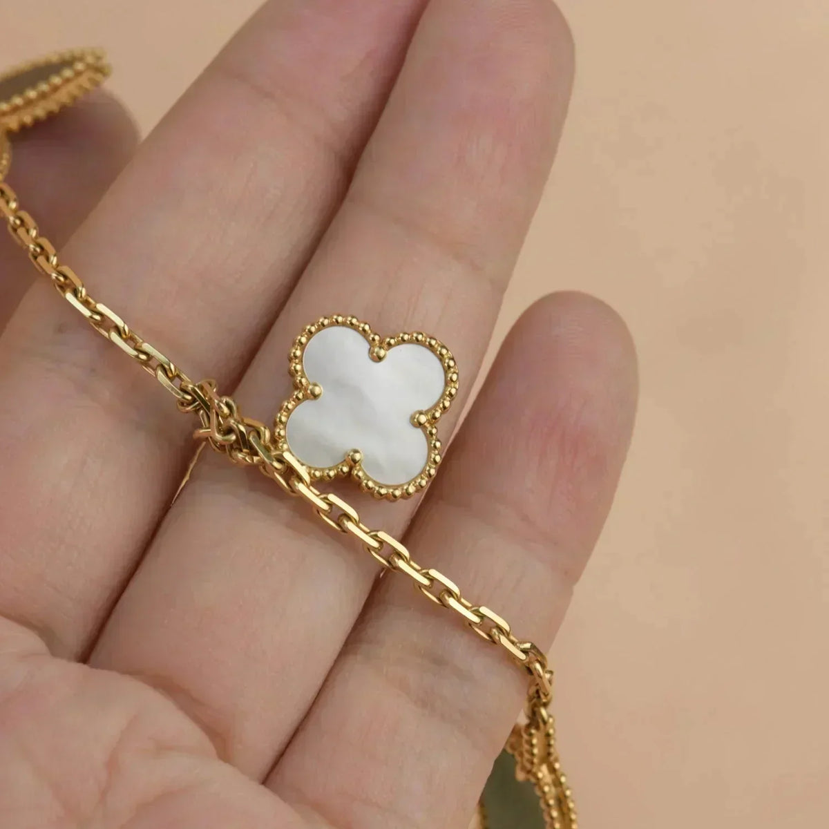[Solara Jewelry ]ラッキースプリング 5モチーフ ゴールドブレスレット