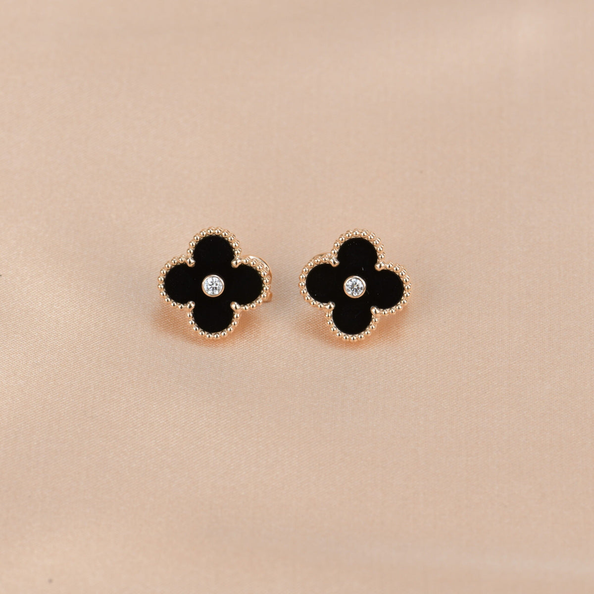 [Solara Jewelry ]KLEEBATT MITTEL 1 MOTIVE ONYX DIAMANT OHRRINGE