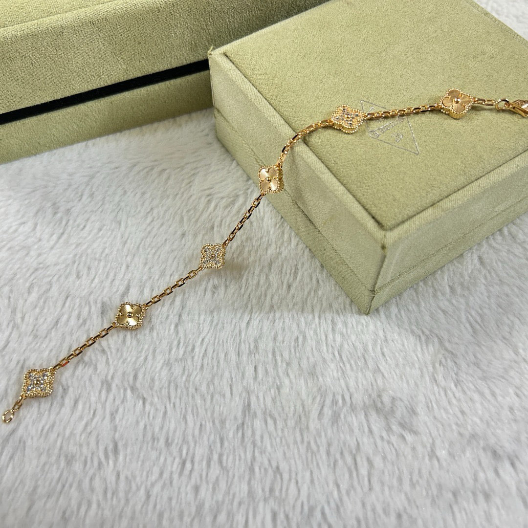 [Solara Jewelry] クローバー 6モチーフ ダイヤモンド レーザー ブレスレット