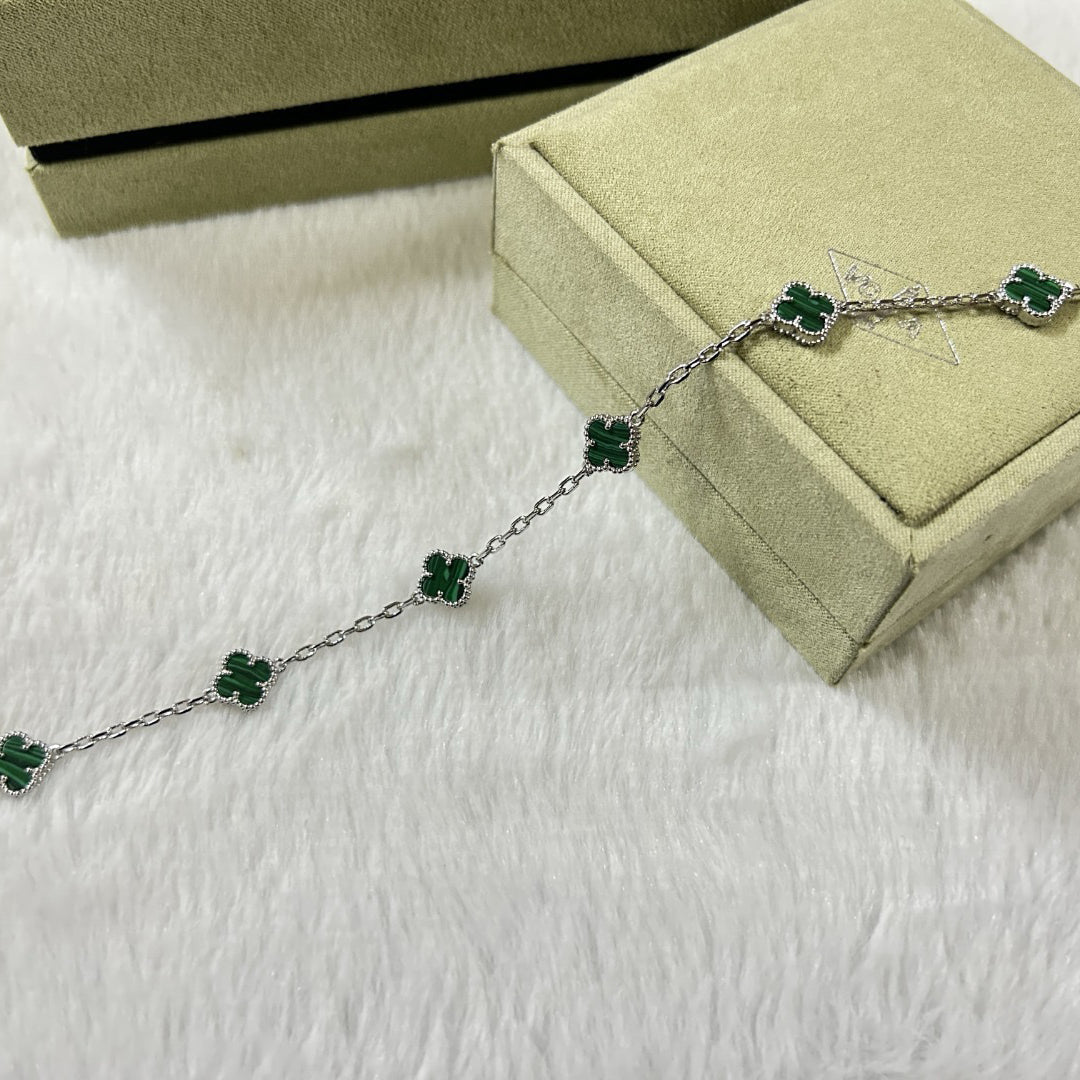 [Solara Jewelry ]KLEEBÜTE 6 MOTIV MALACHIT-ARMBAND