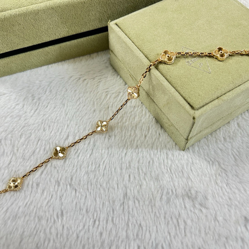 [Solara Jewelry ]クローバー 6モチーフ ダイヤモンドブレスレット