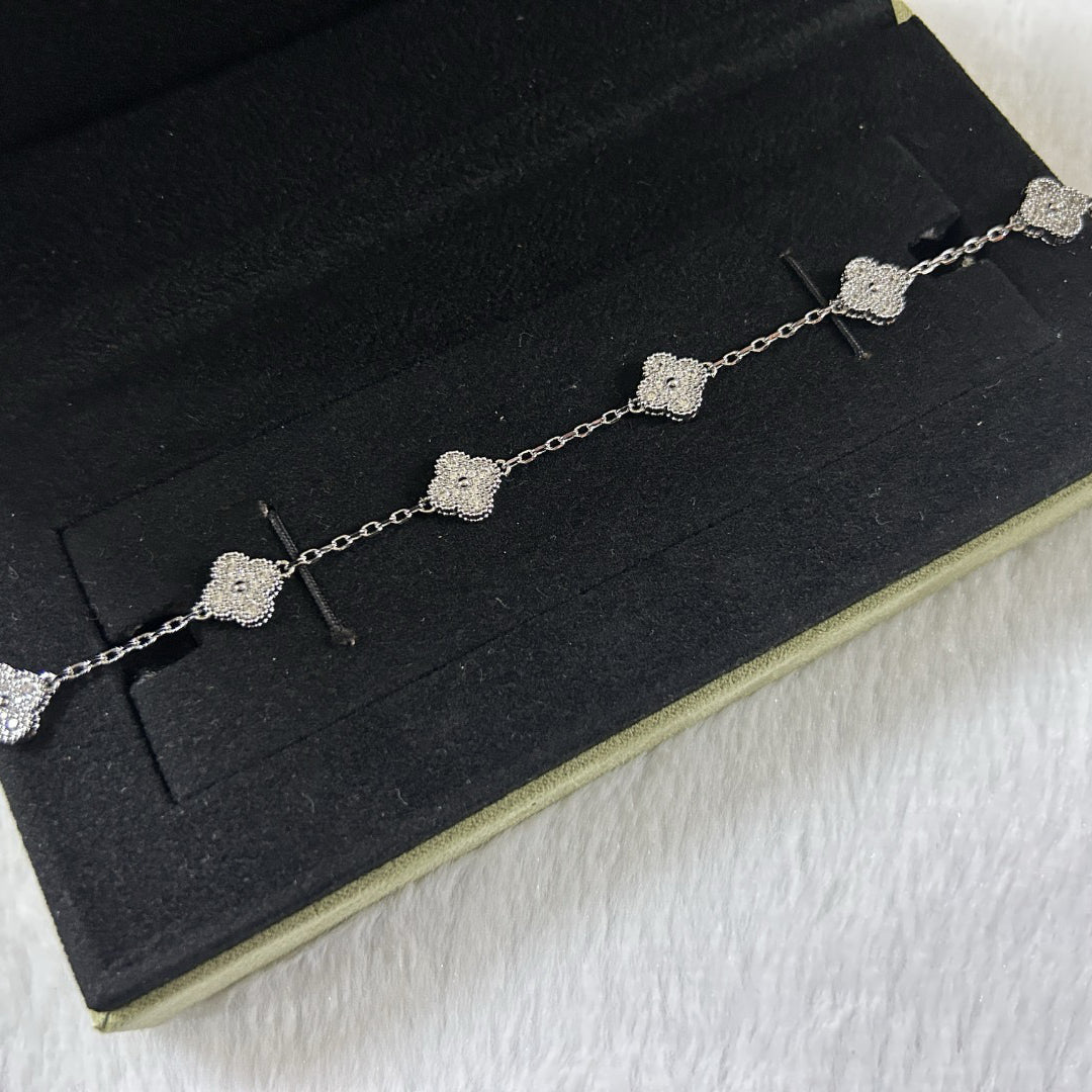 [Solara Jewelry ]KLEE 6 MOTIV DIAMANTARMREIF