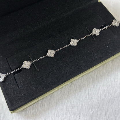 [Solara Jewelry ]KLEE 6 MOTIV DIAMANTARMREIF
