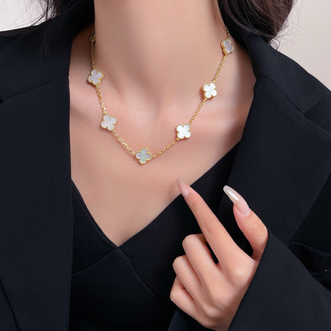 [Solara Jewelry ]CLOVER 10 MOTIFS WEISSE PERLMUTTKETTE