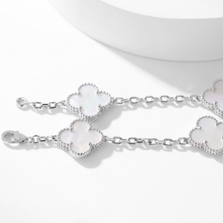 [Solara Jewelry ]CLOVER 10 MOTIFS WEISSE PERLMUTTKETTE