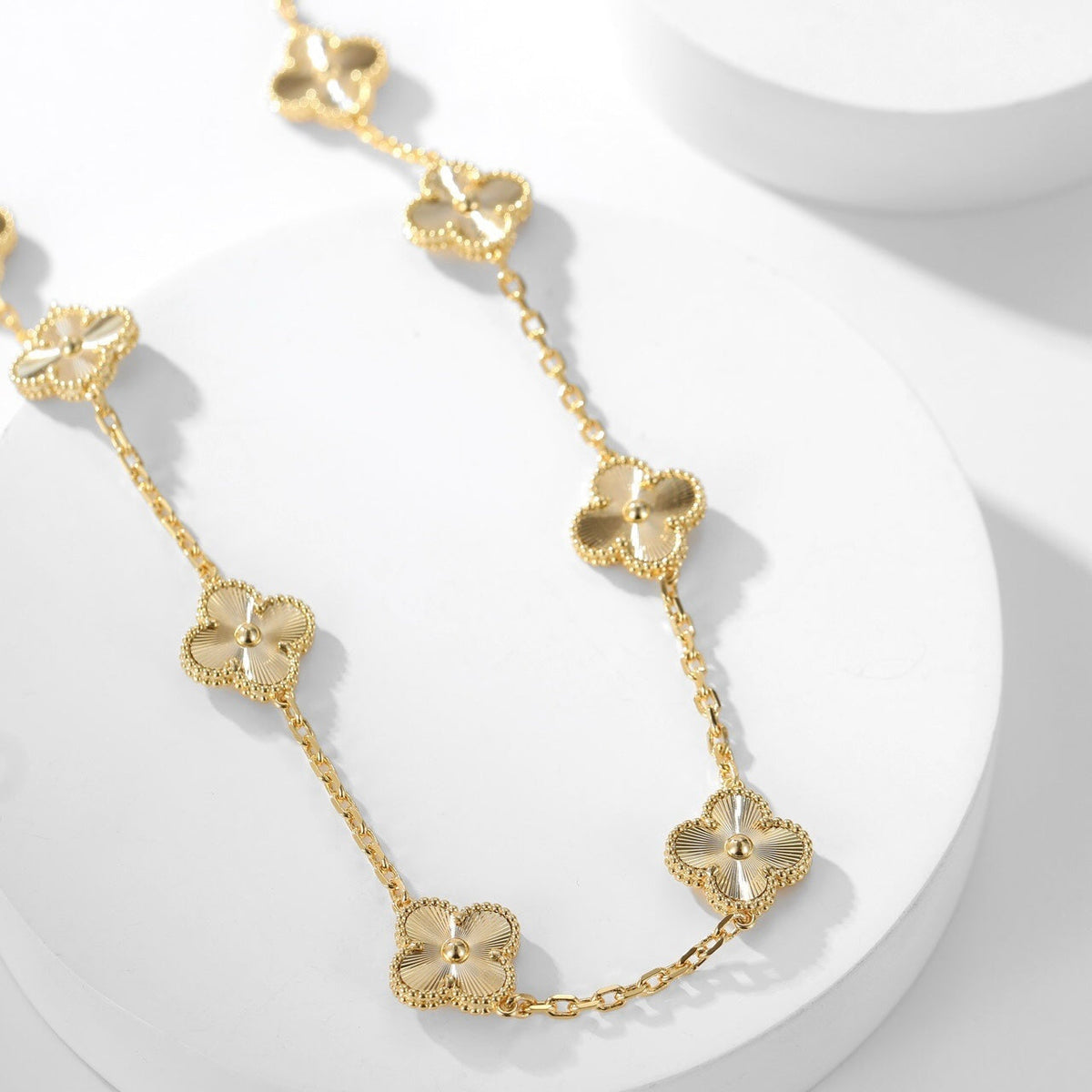 [Solara Jewelry ]KLEEBATT 10 MOTIVE LASERHALSKETTE