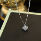 [Solara Jewelry ]KLEEBATT-MINI-ANHÄNGER 9,5MM DIAMANT-HALSKETTE