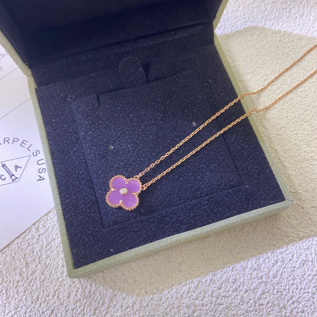 [Solara Jewelry ]クローバー 15MM ダイヤモンド パープルバイオレット ネックレス