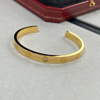 [ソララジュエリー ]ラブブレスレット 6.1mm 1ダイヤモンドオープンカフ