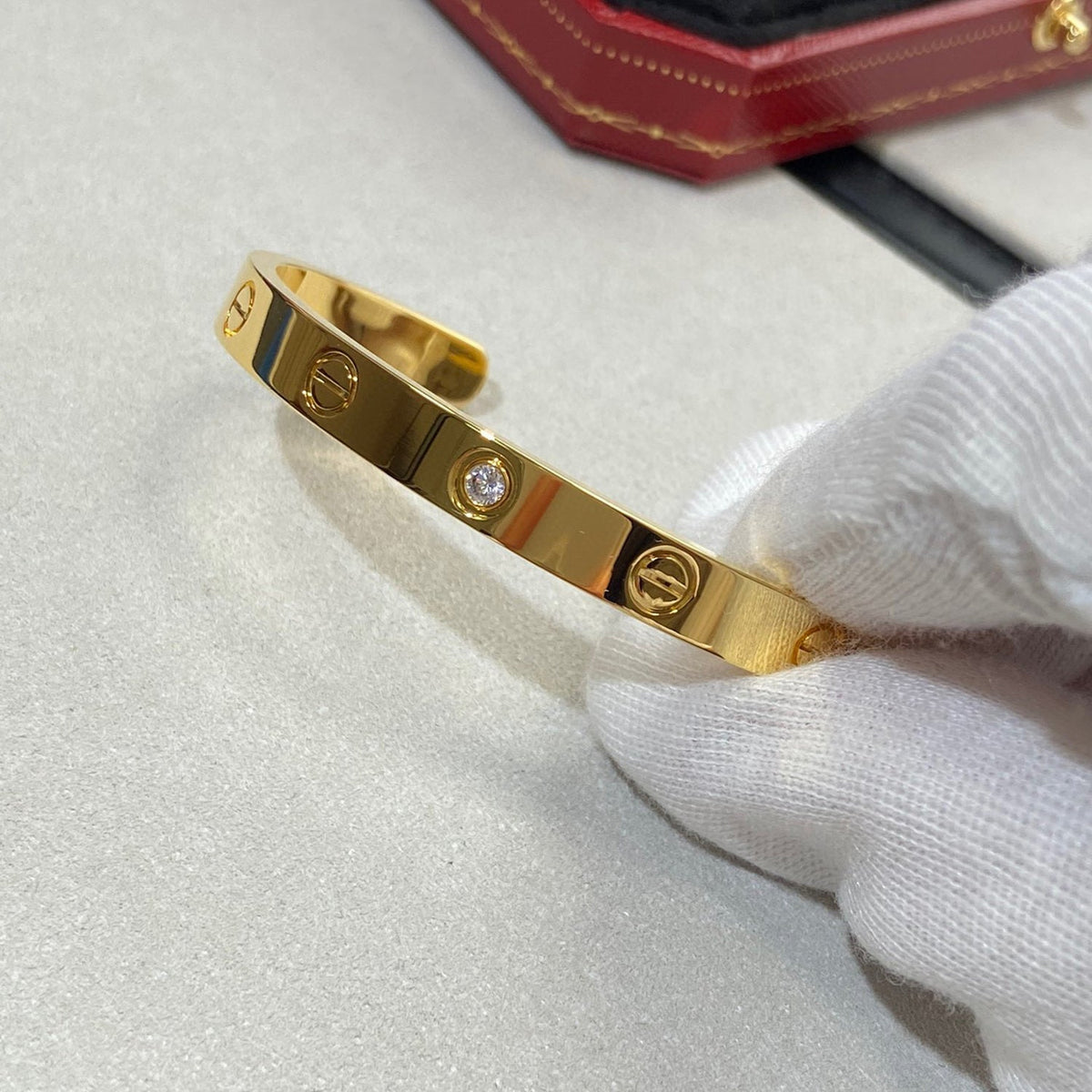 [ソララジュエリー ]ラブブレスレット 6.1mm 1ダイヤモンドオープンカフ