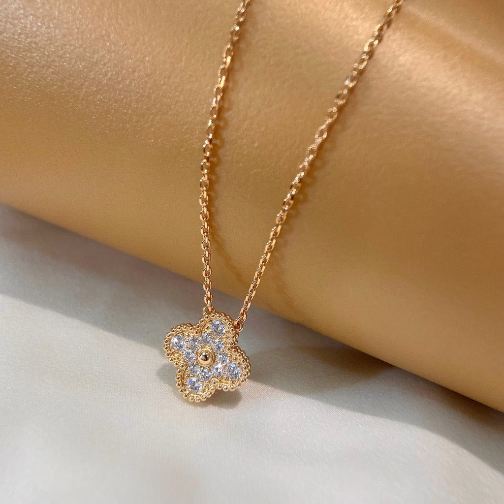 [Solara Jewelry ]KLEE 15MM DIAMANT EINZELBLUMEN HALSKETTE