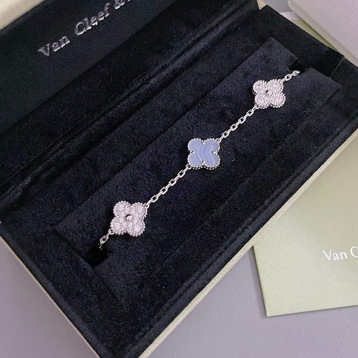 [ソララジュエリー] クローバー 5モチーフ ダイヤモンド パープルカルセドニー ブレスレット シルバー
