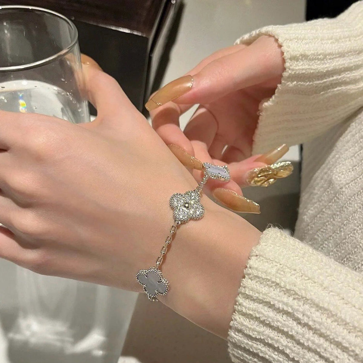 [ソララジュエリー] クローバー 5モチーフ ダイヤモンド パープルカルセドニー ブレスレット シルバー
