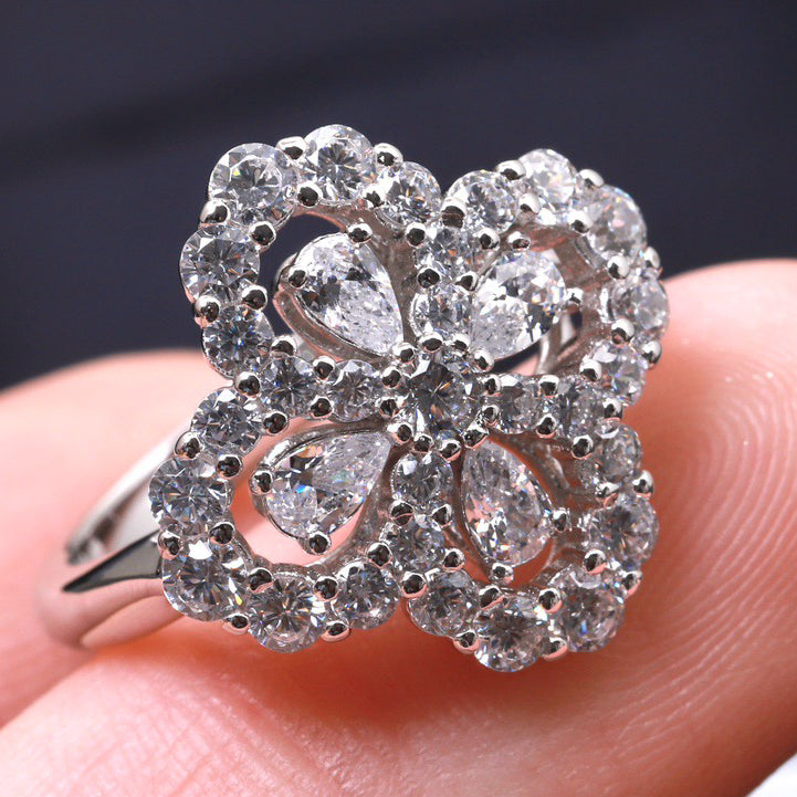 [Solara Jewelry ]LOOP RING FULL MOTIF DIAMOND 16MM SILBER