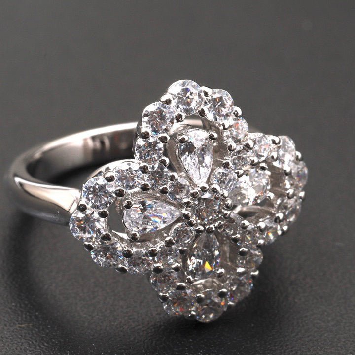 [Solara Jewelry ]LOOP RING FULL MOTIF DIAMOND 16MM SILBER