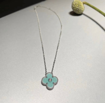 [Solara Jewelry ]クローバー 1 ダイヤモンド ライトブルー シルバー ネックレス