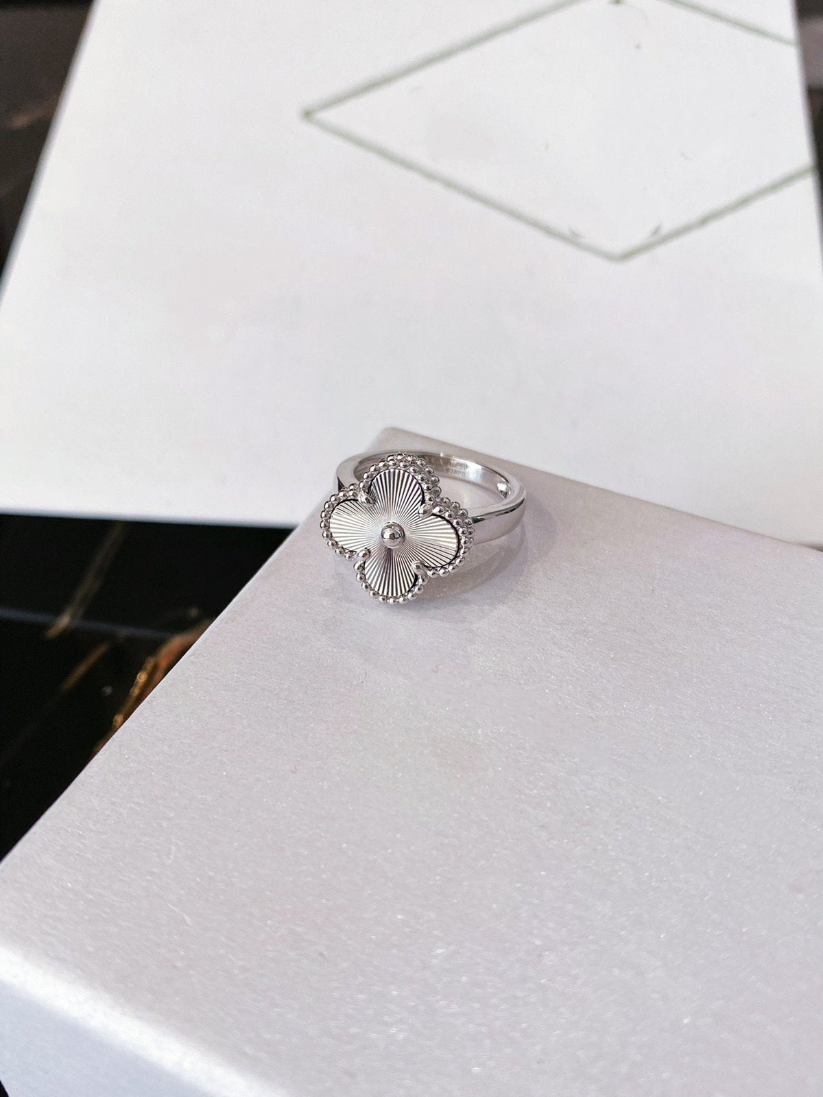 [Solara Jewelry ]クローバー シルバーリング