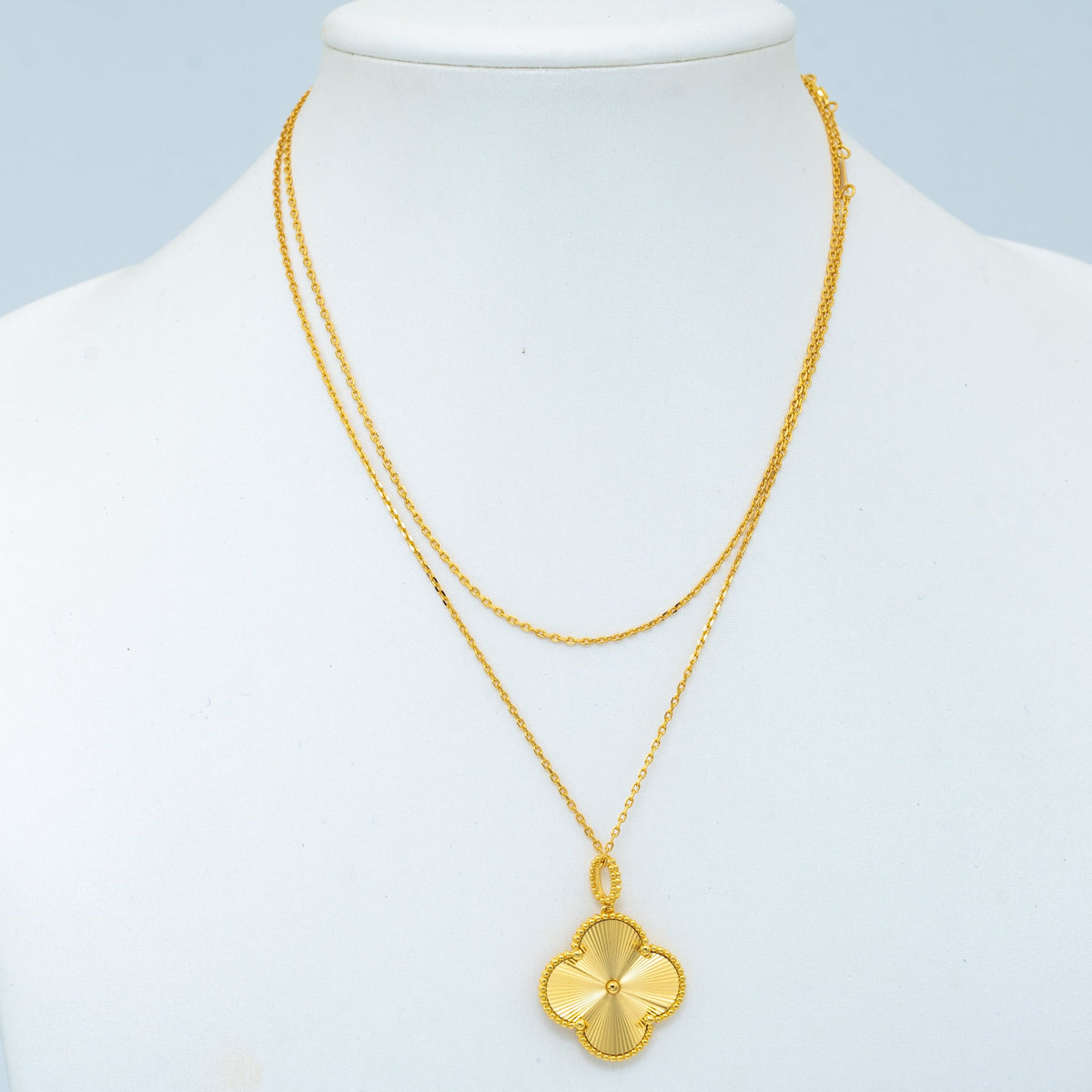[Solara Jewelry ]KLEE 25MM ANHÄNGER HALSKETTE GOLD