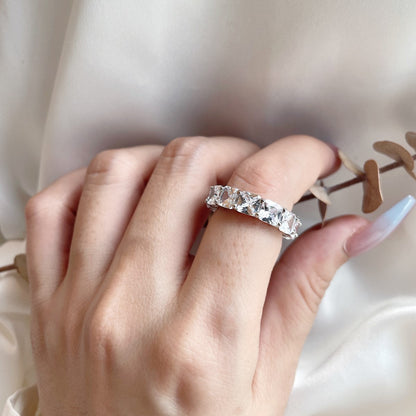 [Solara Jewelry ]エレガントなプリンセスカットテニスリング