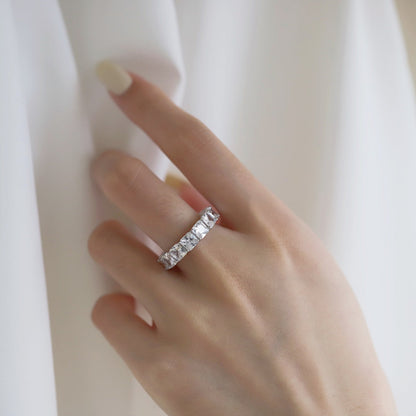 [Solara Jewelry ]エレガントなプリンセスカットテニスリング