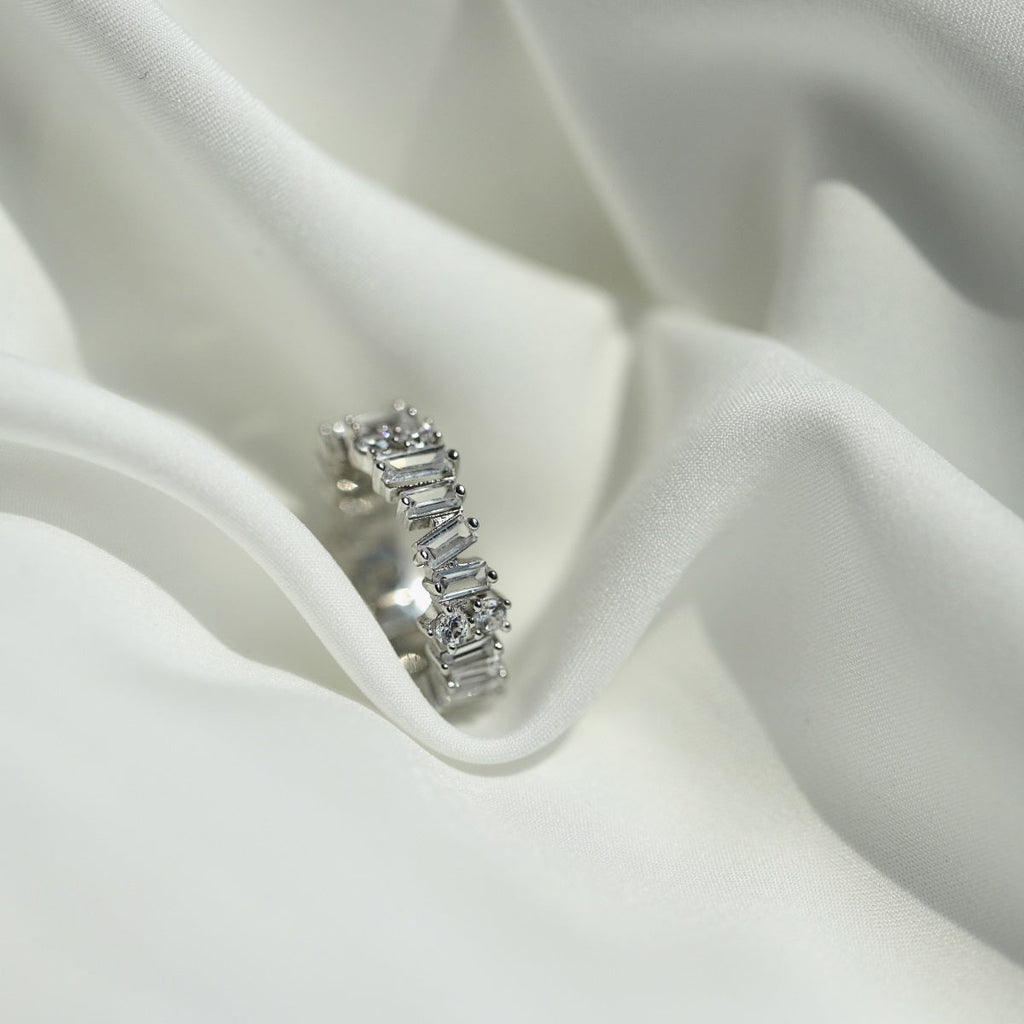 [Solara Jewelry ]Delicate Multi Shape Tennis Ring