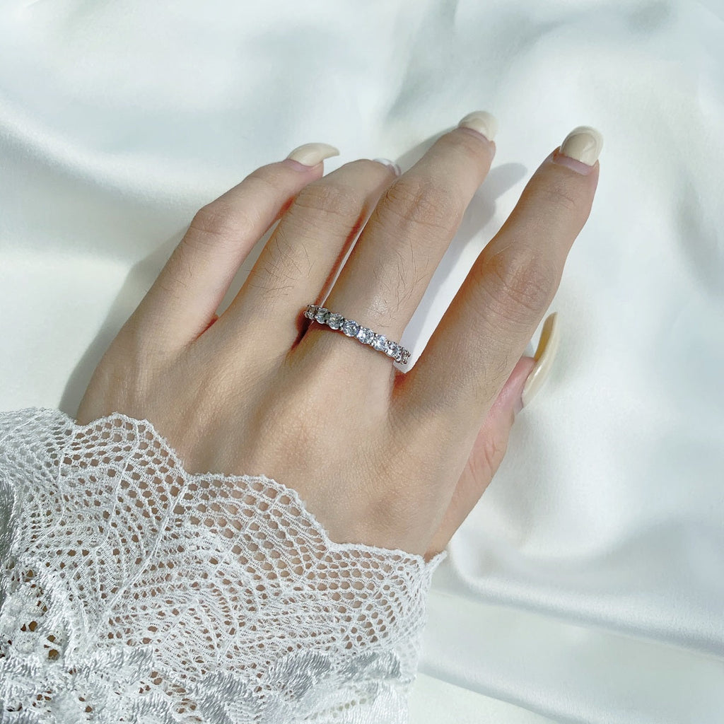 [Solara Schmuck] Funkelnder Tennisring im Rundschliff