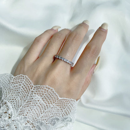 [Solara Schmuck] Funkelnder Tennisring im Rundschliff