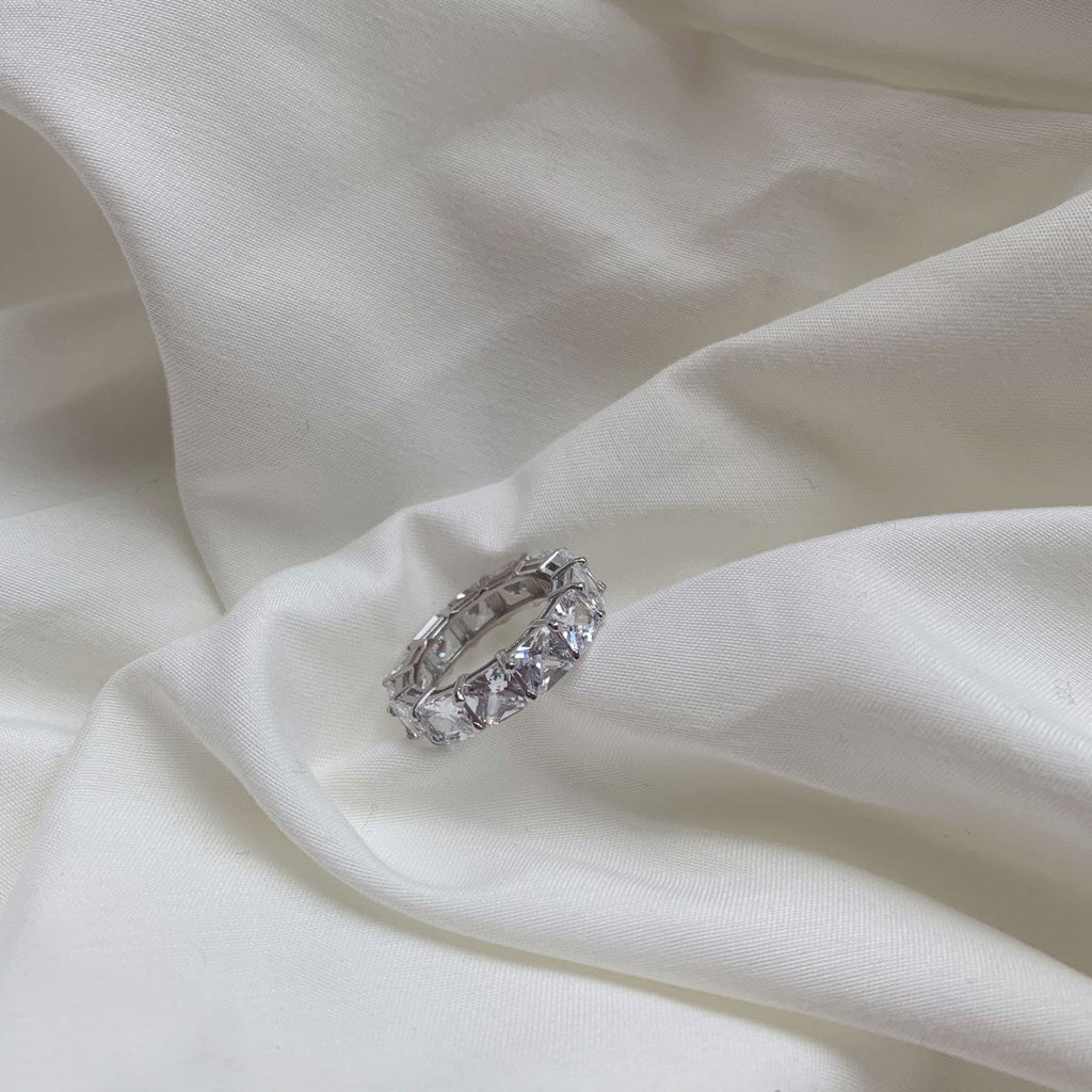 [Solara Jewelry ]Eleganter Prinzessschliff-Tennisring