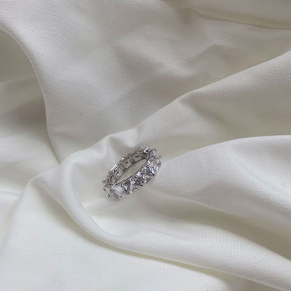 [Solara Jewelry ]エレガントなプリンセスカットテニスリング