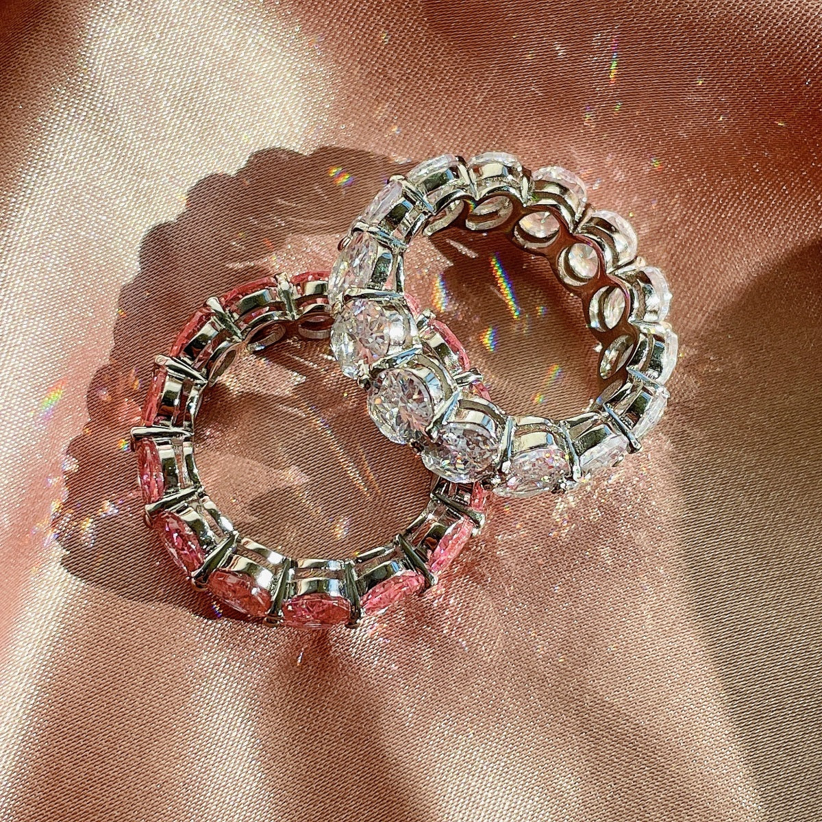 [Solara Jewelry ]Zierlicher Tennisring mit länglichem Kissenschliff