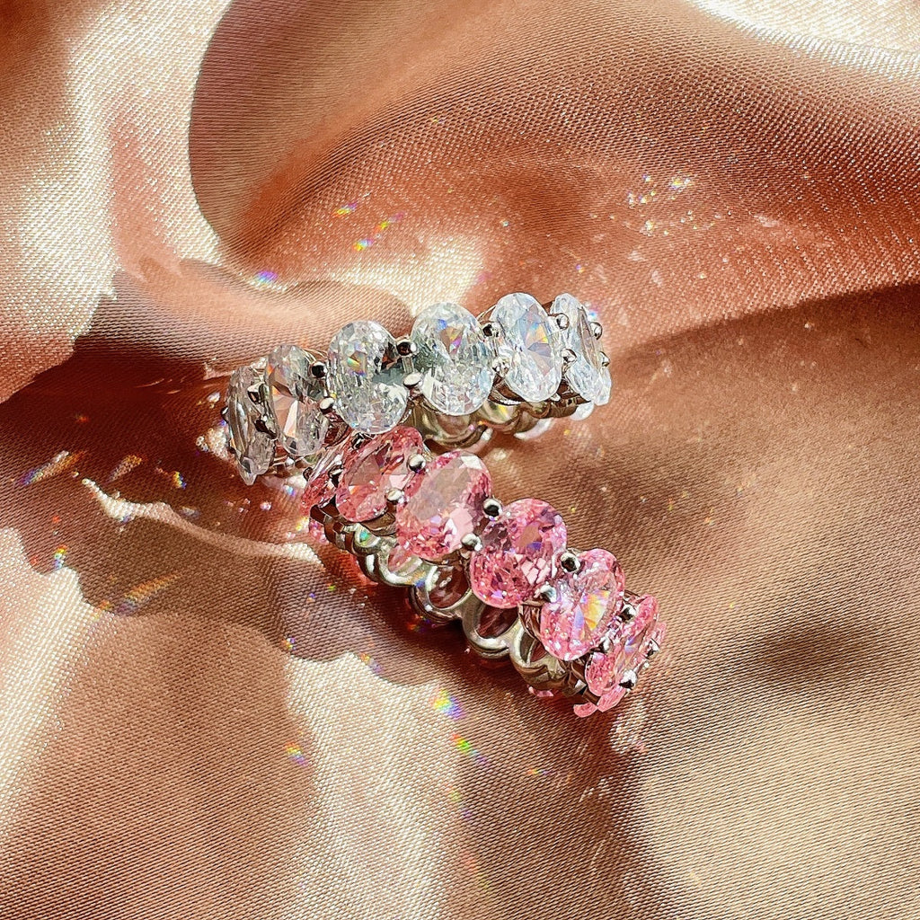 [Solara Jewelry ]Zierlicher Tennisring mit länglichem Kissenschliff