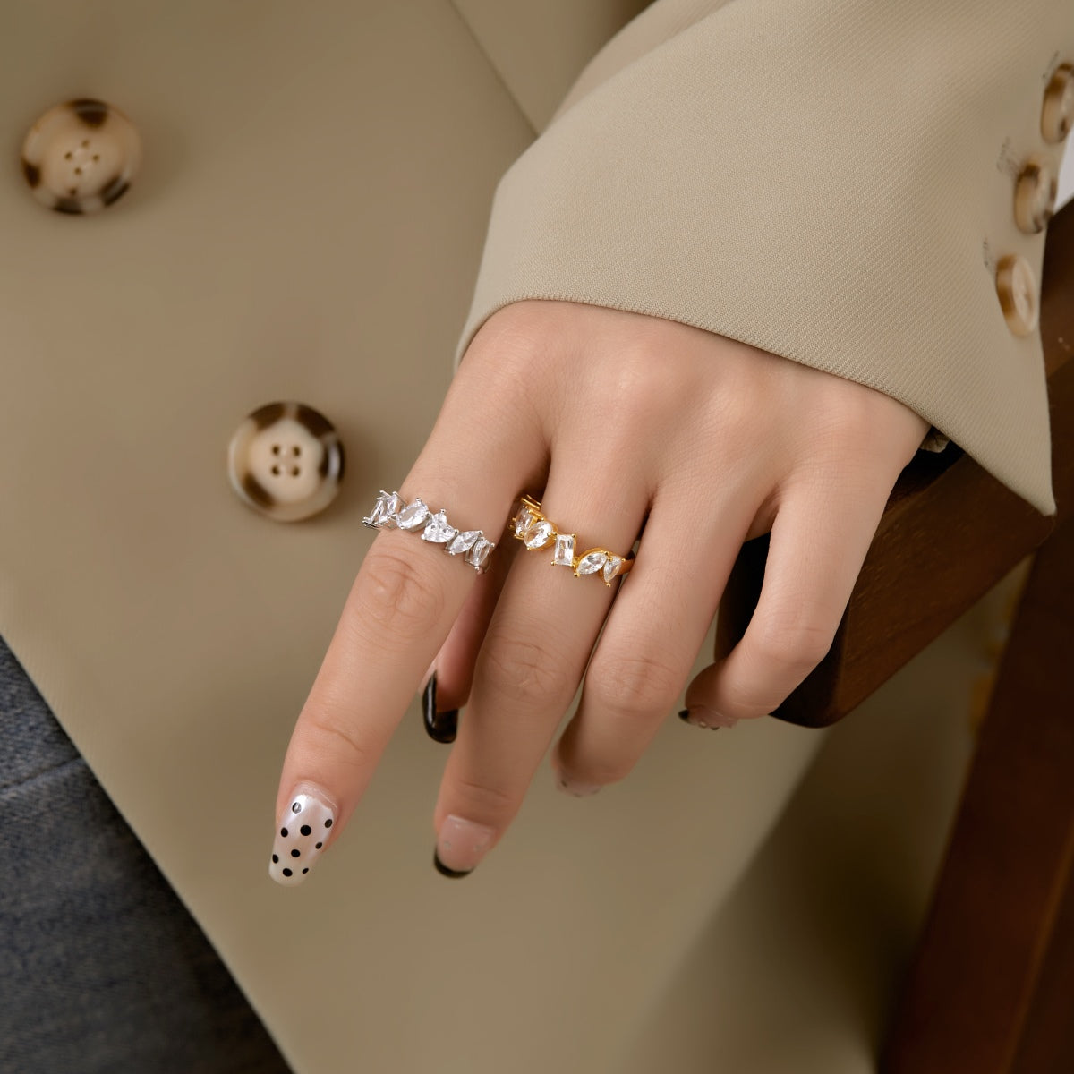 [Solara Jewelry ]Delicate Multi Cut Ring