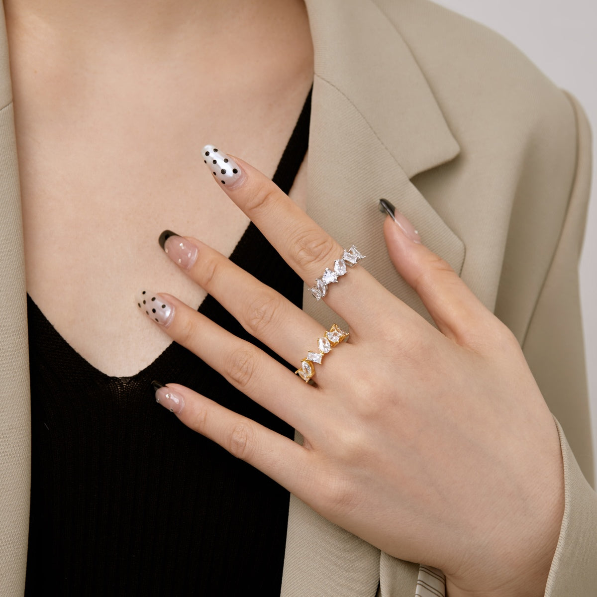 [Solara Jewelry ]Delicate Multi Cut Ring