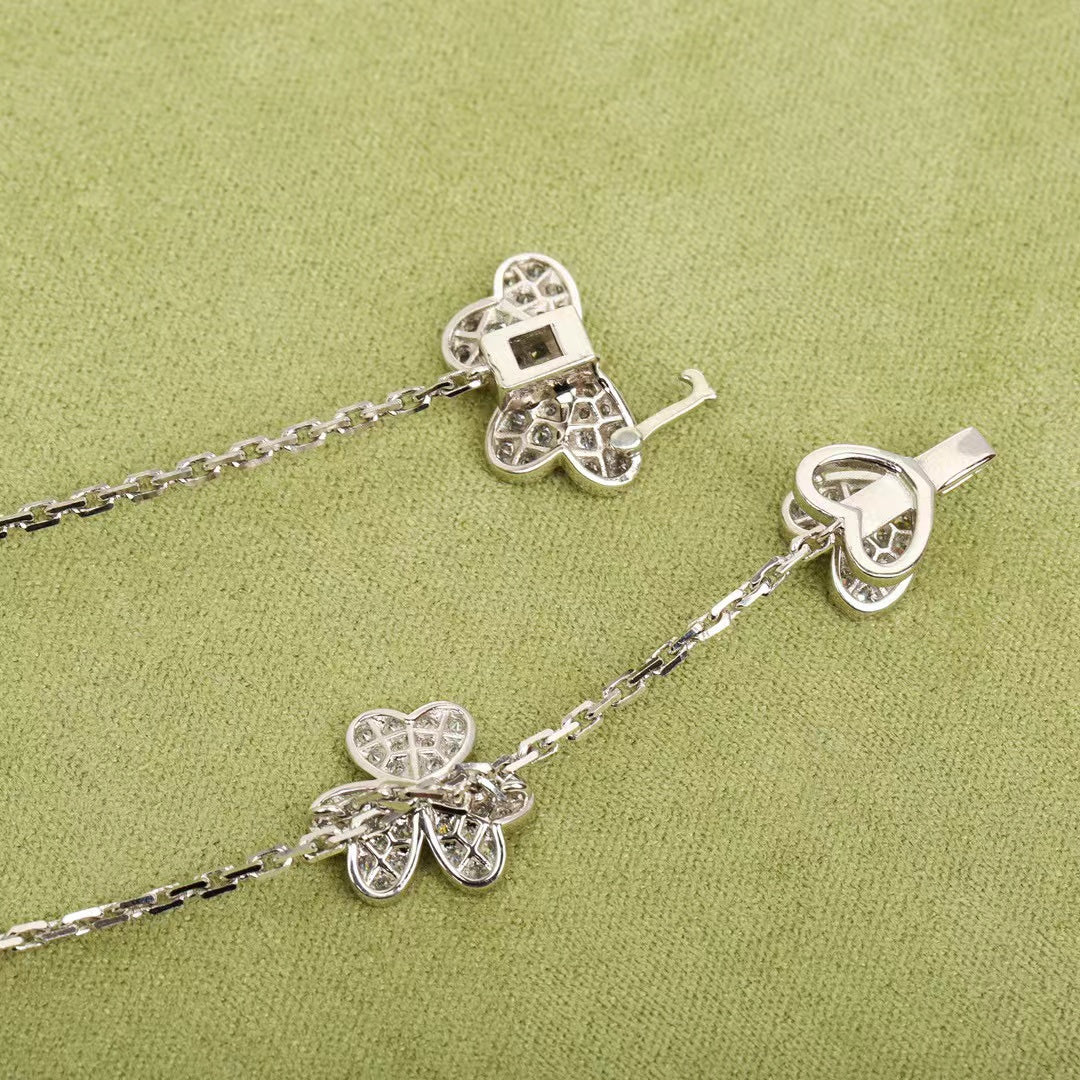 [Solara Jewelry ]FRIVOLE SILVER 9 FLOWERS NECKLACE