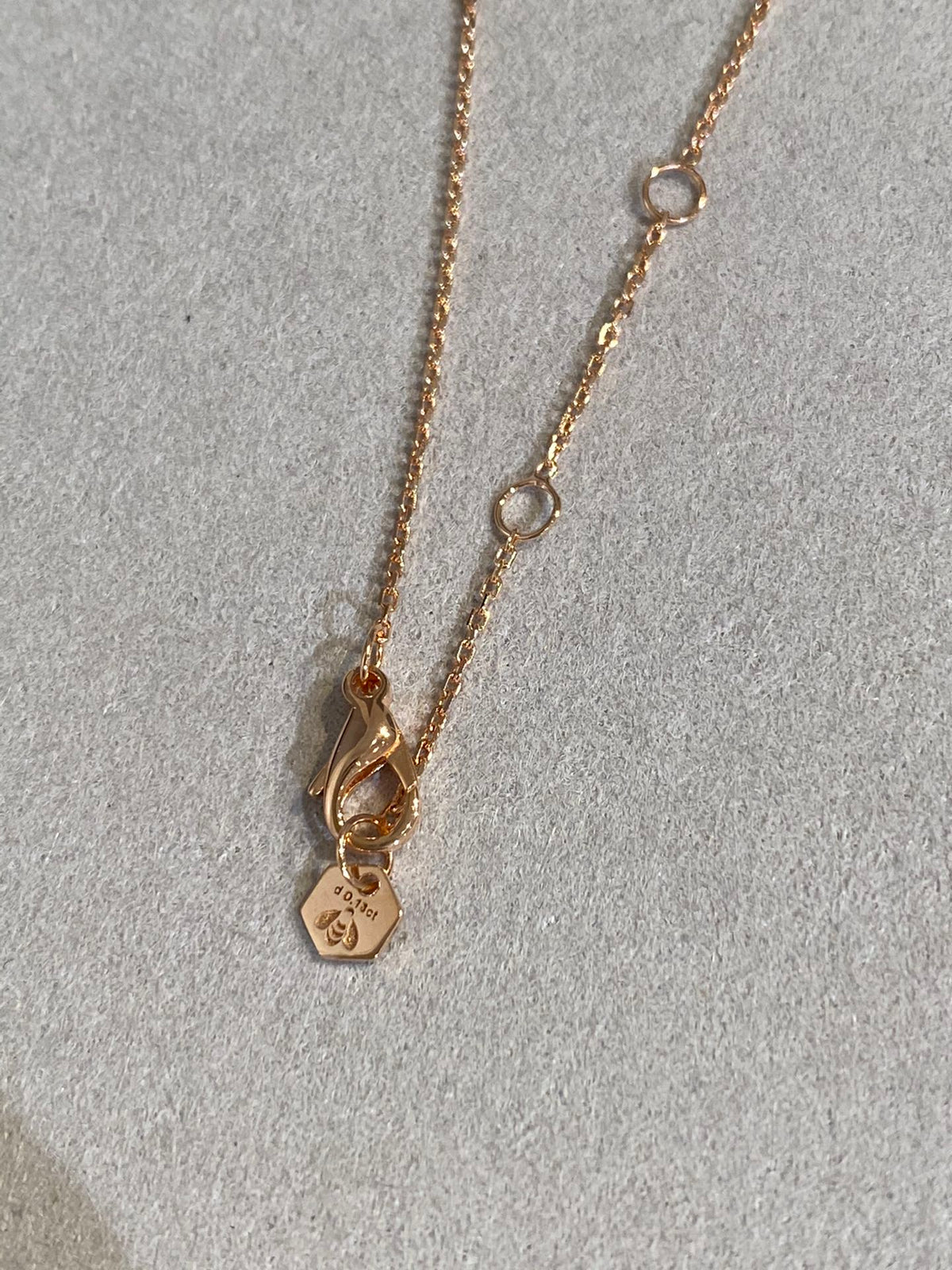 [Solara Jewelry ]BEE LOVE DIAMOND NECKLACE