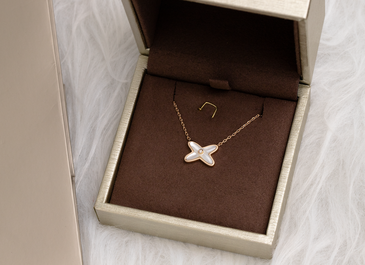 [Solara Jewelry ]JEUX DE NECKLACE 1 DIAMOND