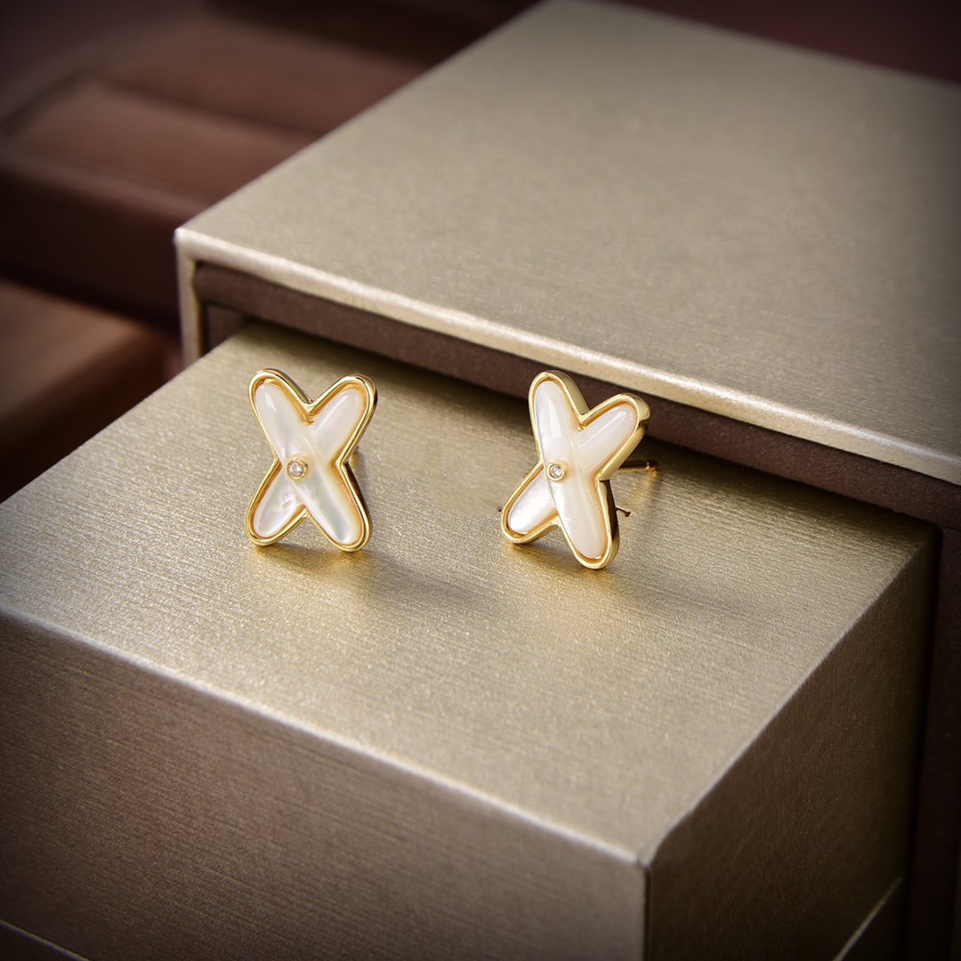 [Solara Jewelry ]JEUX ドロップピアス ホワイトマザーオブパール ゴールド ダイヤモンド