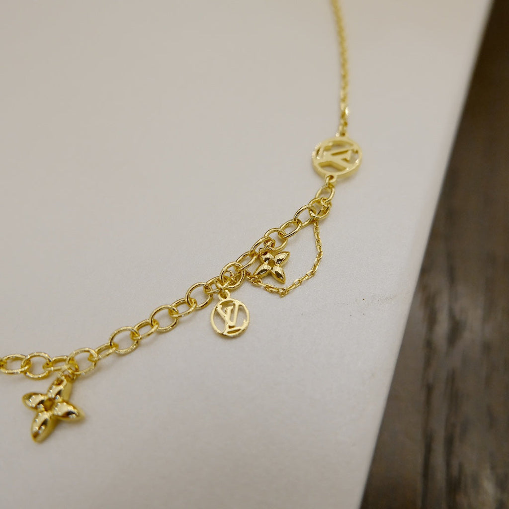 [Solara Jewelry ]BLÜHENDE GESCHMEIDIGE HALSKETTE MESSING