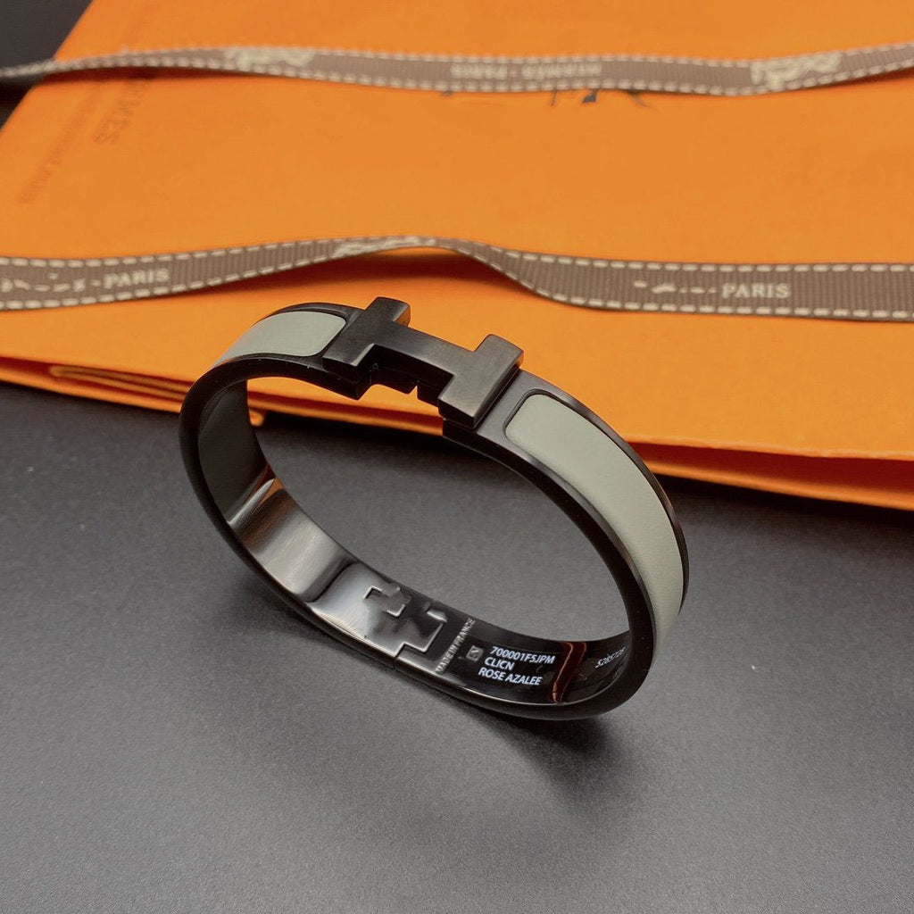 [Solara Jewelry ]CLIC HM SO BLACK GREY BRACELET
