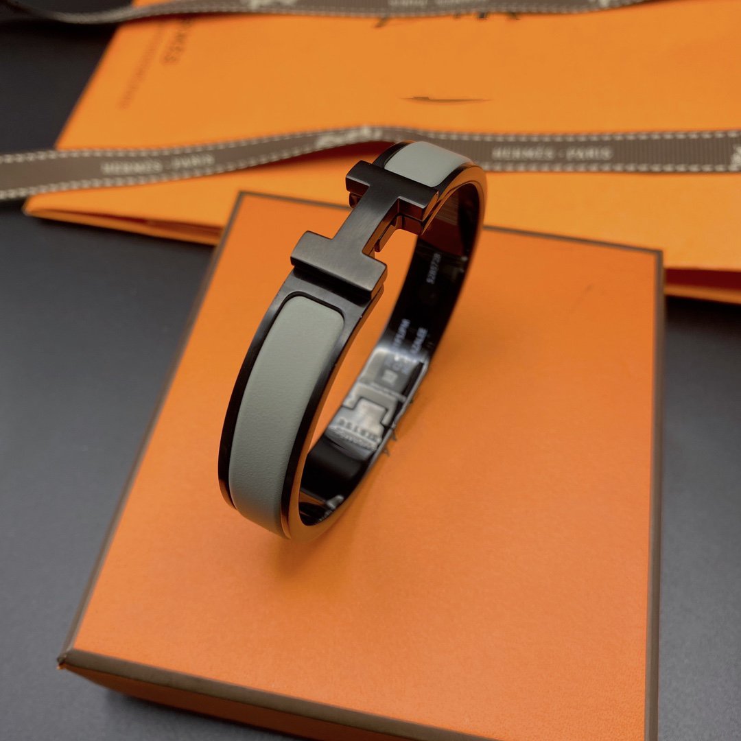 [Solara Jewelry ]CLIC HM SO BLACK GREY BRACELET