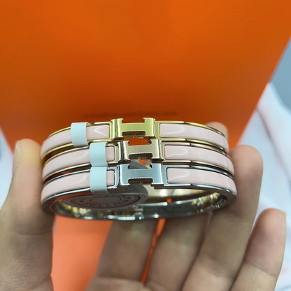 [Solara Jewelry ]CLASSIC HM CLIC  PINK 8MM ENAMEL BRACELET