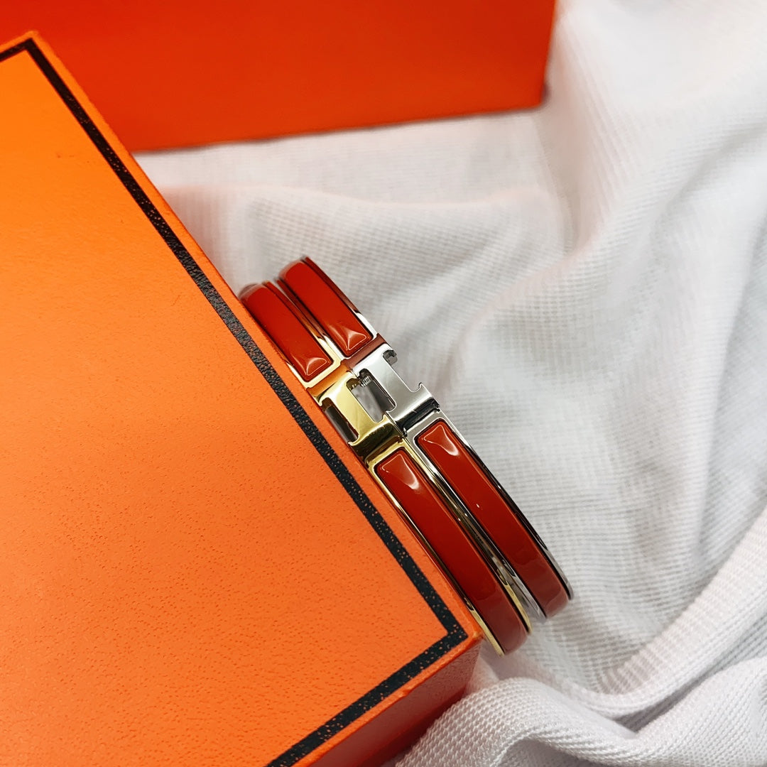 [Solara Jewelry ]CLASSIC HM CLIC RED 8MM ENAMEL BRACELET