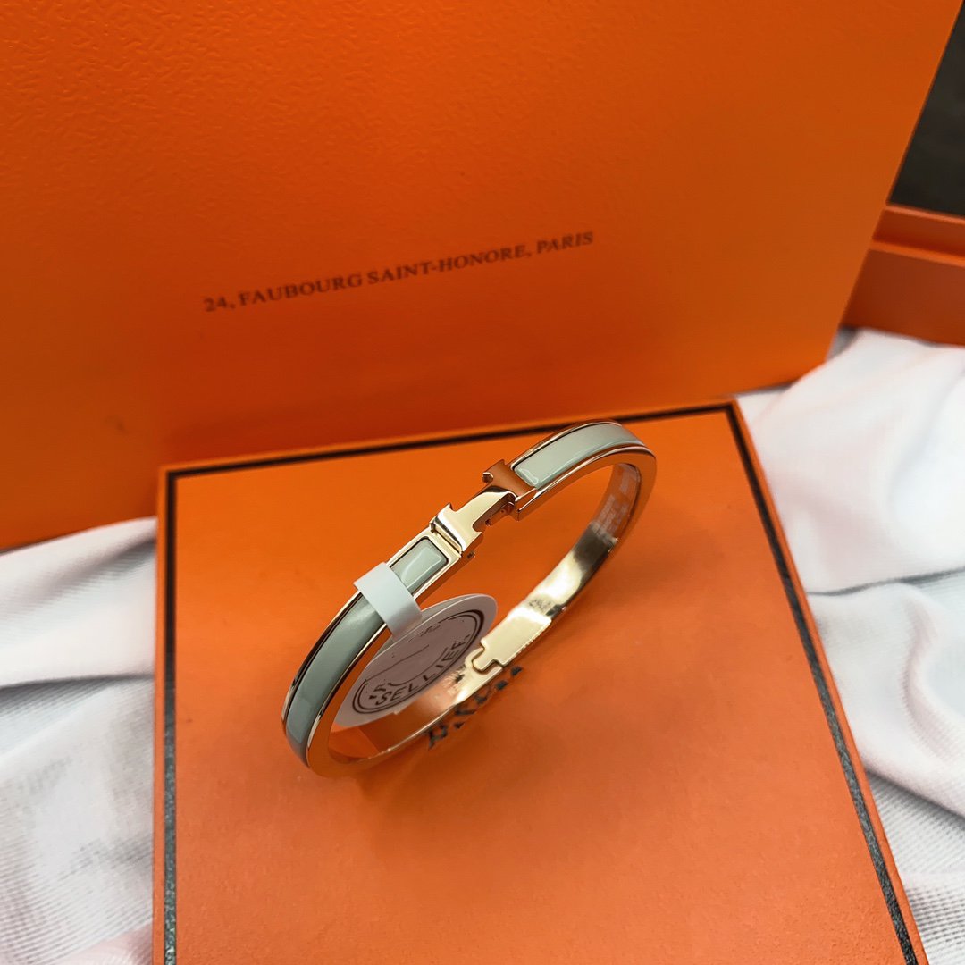 [Solara Jewelry ]CLASSIC HM CLIC GRÜNES 8MM EMAILLE ARMBAND