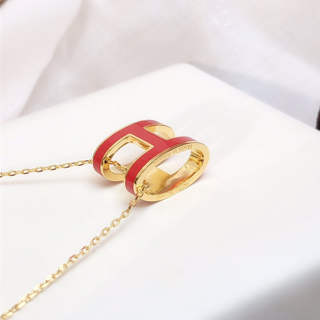 [Solara Jewelry ]HM CLIC ROT EMAILLE GOLDHALSKETTE