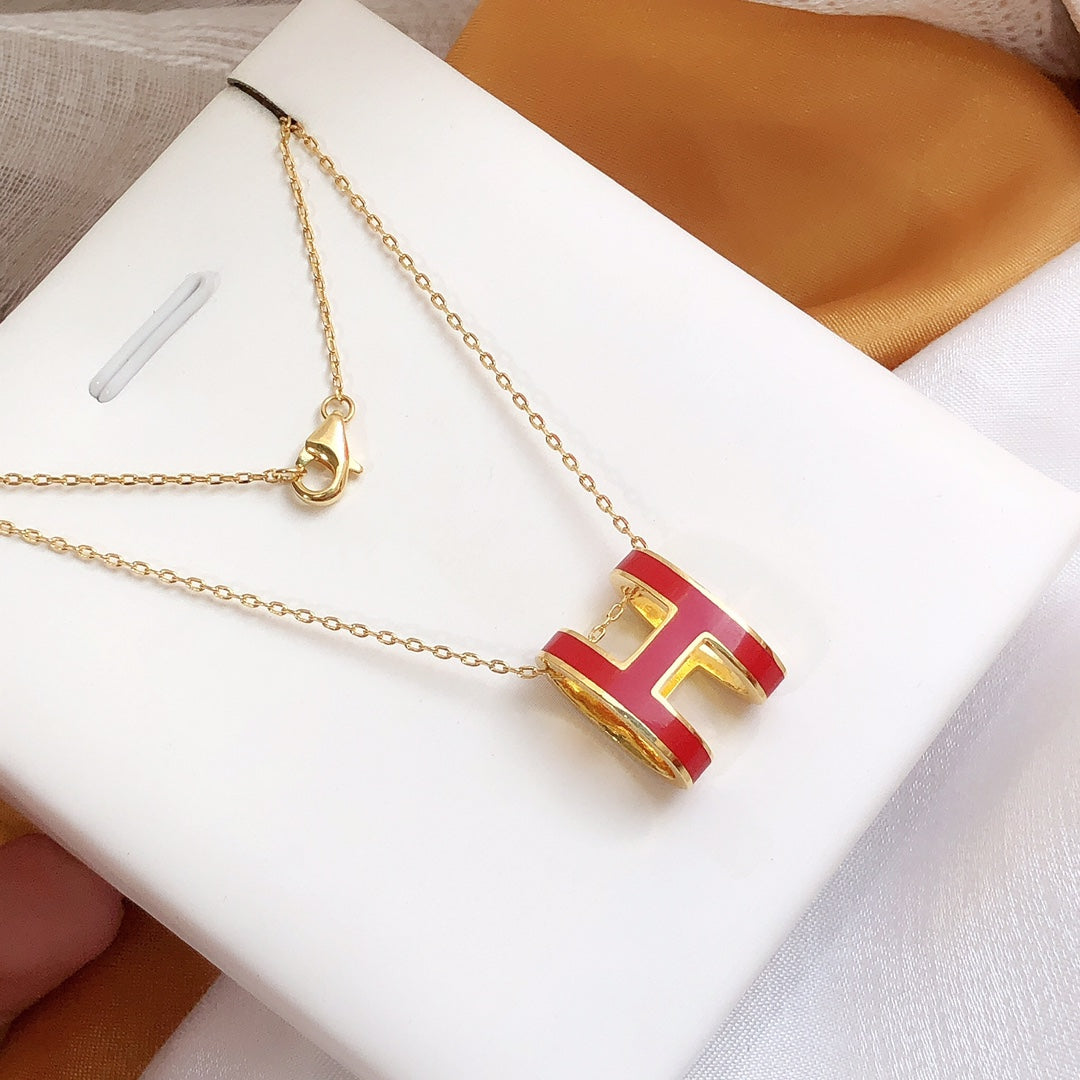 [Solara Jewelry ]HM CLIC ROT EMAILLE GOLDHALSKETTE