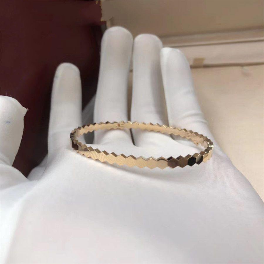 [Solara Jewelry ]BEE LOVE GOLD ARMBAND