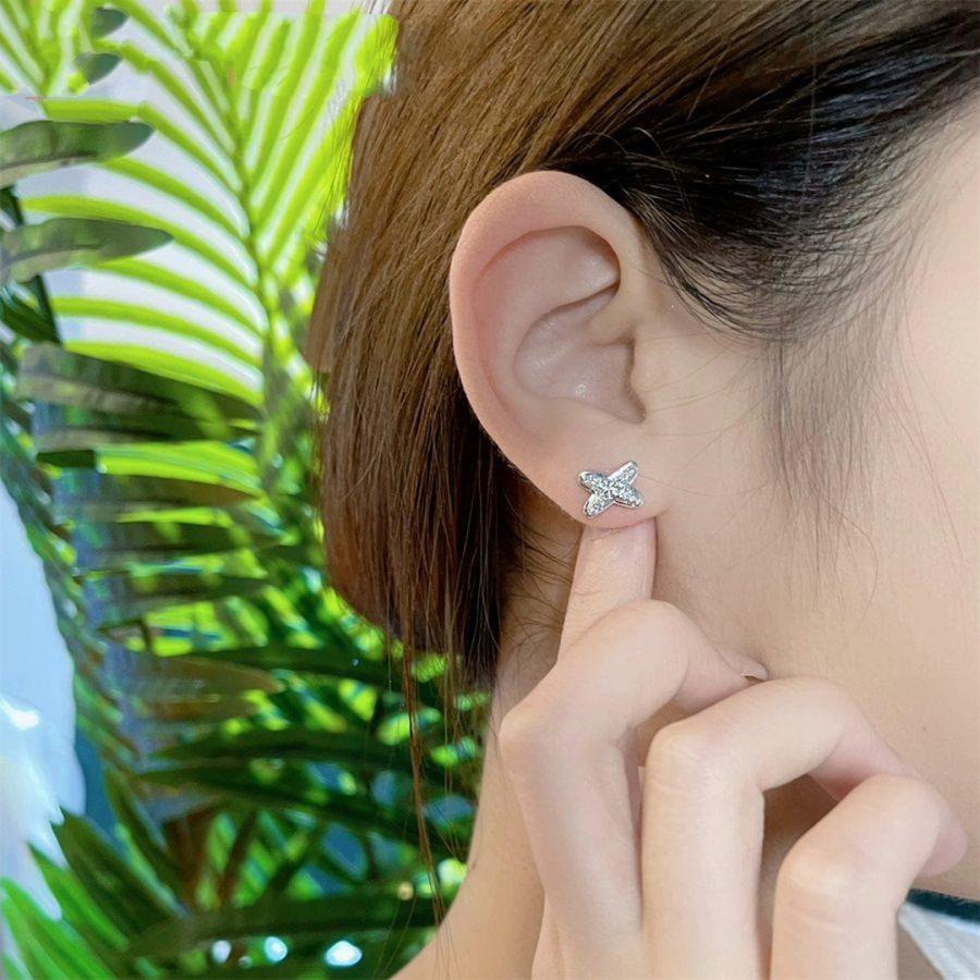[ソララジュエリー] JEUX DE シルバーダイヤモンドピアス