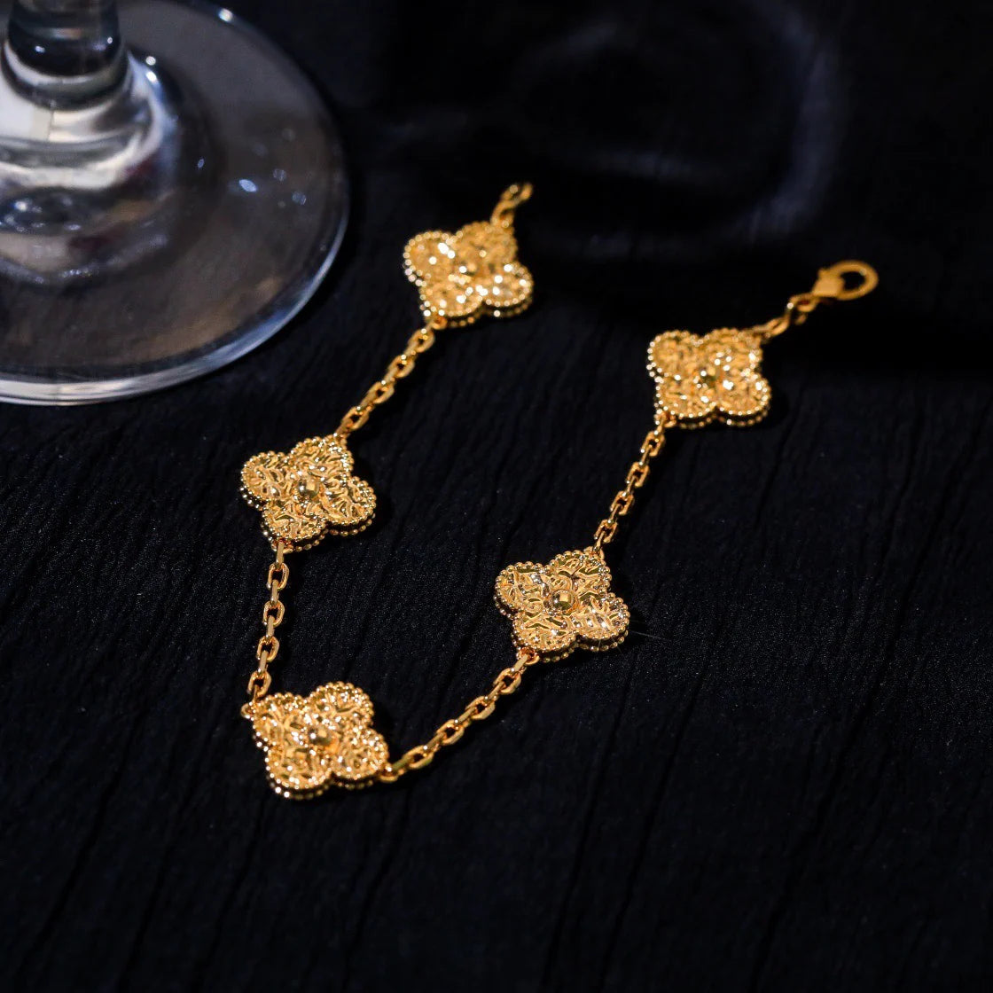 [Solara Jewelry ]CLOVER 5 MOTIFS BRONZING BRACELET