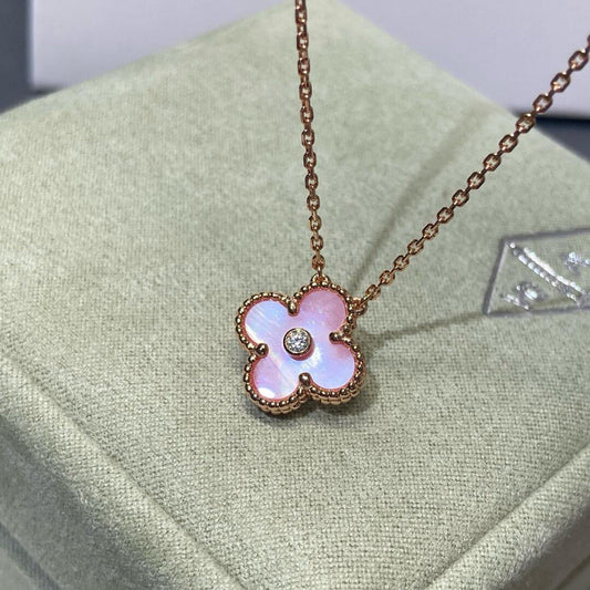 [Solara Jewelry ]CLOVER 15MM DIAMOND PINK MOP NECKLACE