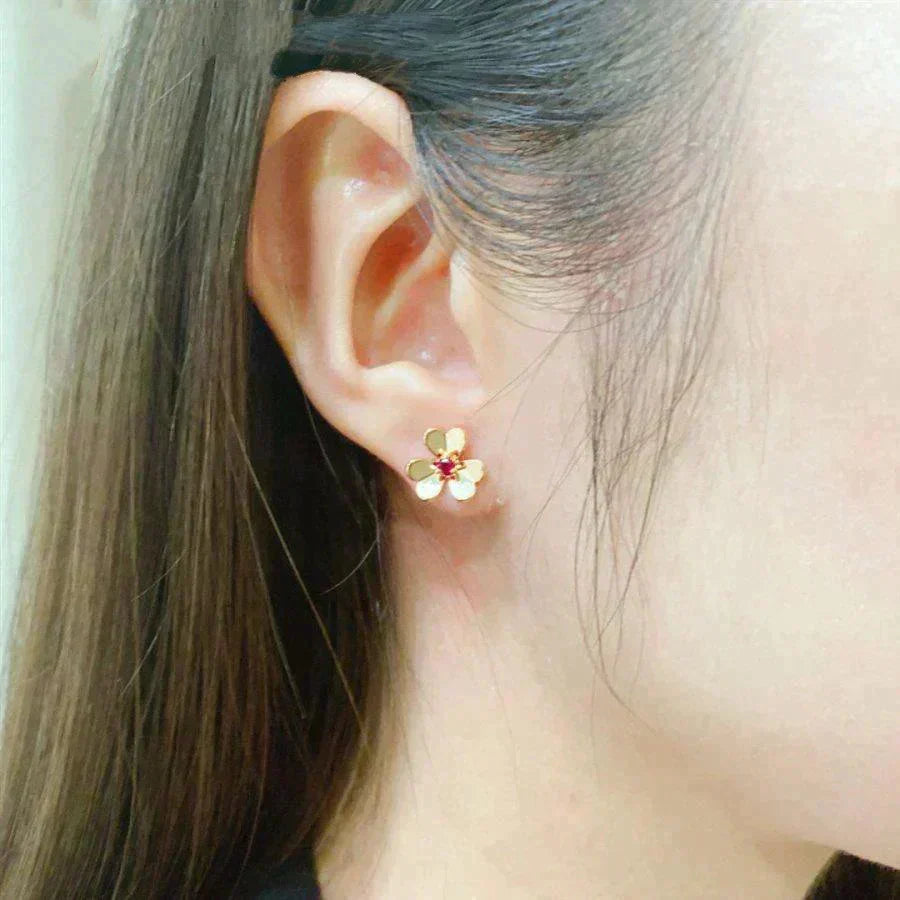[ソララジュエリー] フリヴォル フラワー ピンクイヤリング